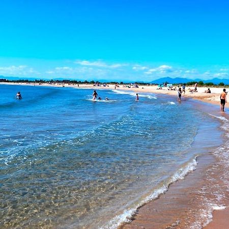Lindo Apartamento Con Vistas Al Puerto Mistral Empuriabrava Exteriér fotografie