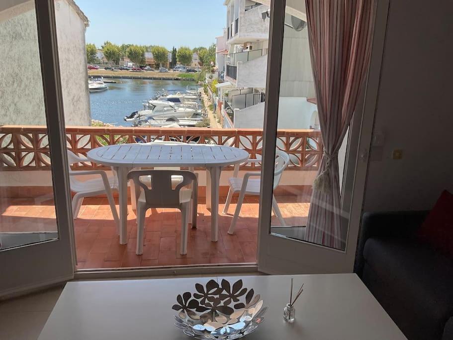 Lindo Apartamento Con Vistas Al Puerto Mistral Empuriabrava Exteriér fotografie
